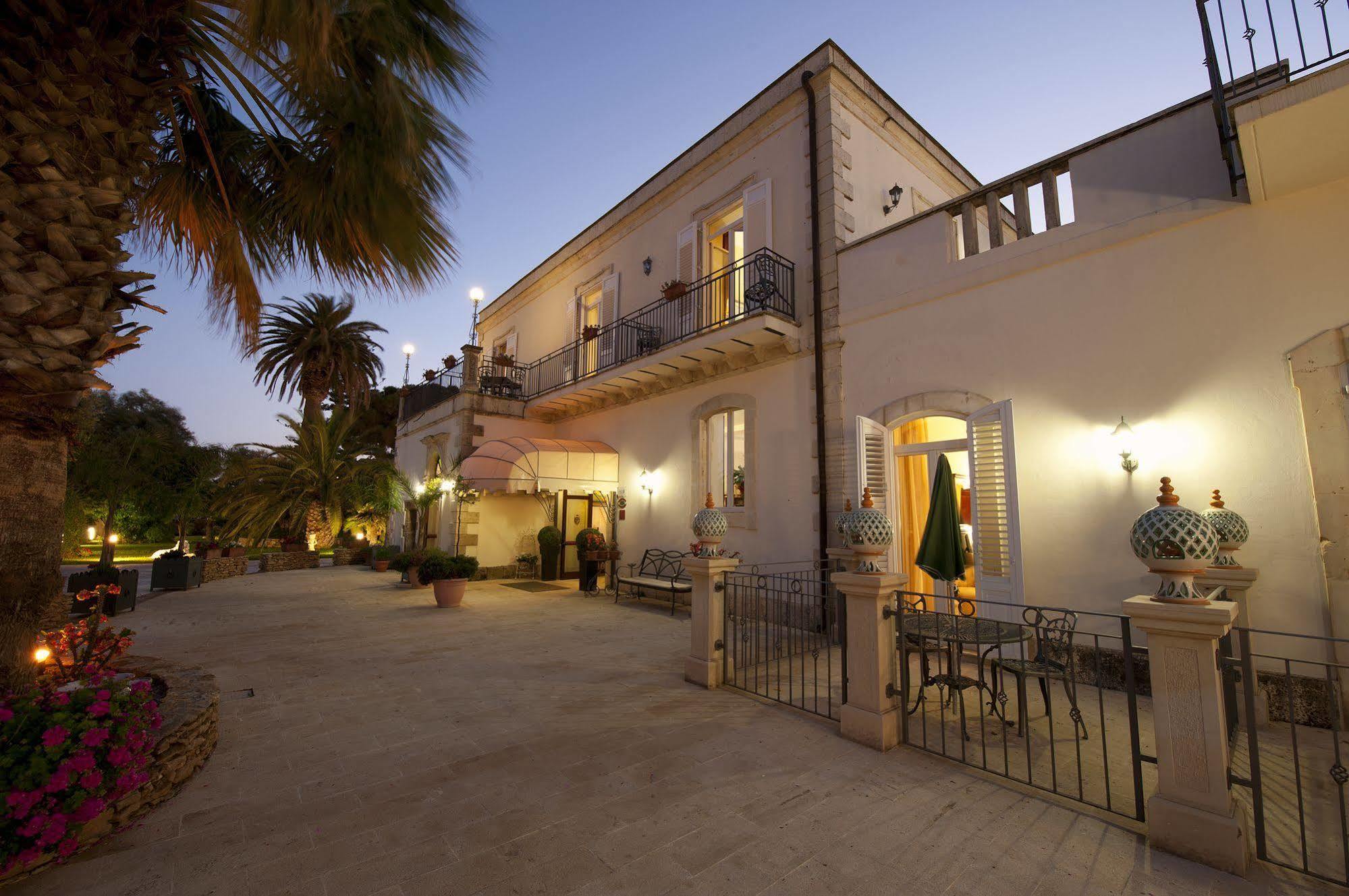 Charme Hotel Villa Principe Fitalia Fanusa Dış mekan fotoğraf